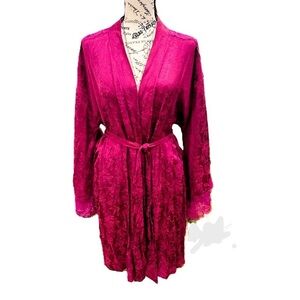 Vintage 1980s Victoria’s Secret Pink Magenta Robe Lace Accents–Kimono Sleeve M/L